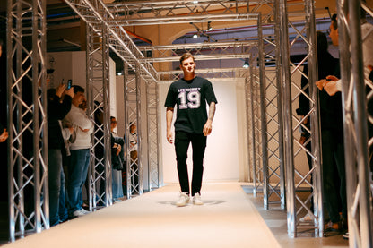 Unisex Baseballshirt "19/00" s/w